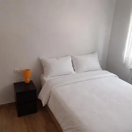 Проживание в семье Descansa Mareas